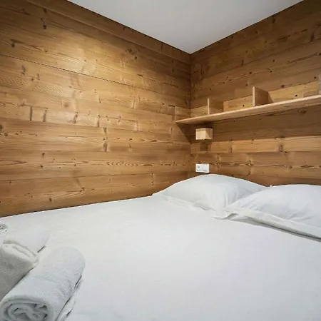Cozy Renovated With Panoramic Mountain View *
