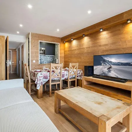 Cozy Renovated With Panoramic Mountain View
